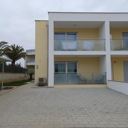 Apartments Leon 2 Novigrad Istria Εξωτερικό φωτογραφία