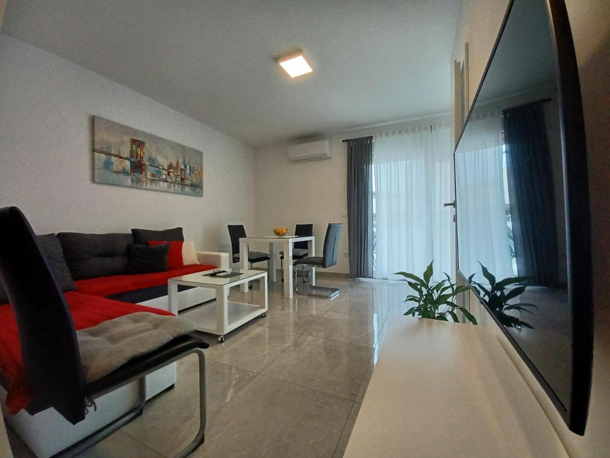 Apartments Leon 2 Novigrad Istria Εξωτερικό φωτογραφία